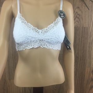 NWT Body Frosting White Lace Padded Bralette